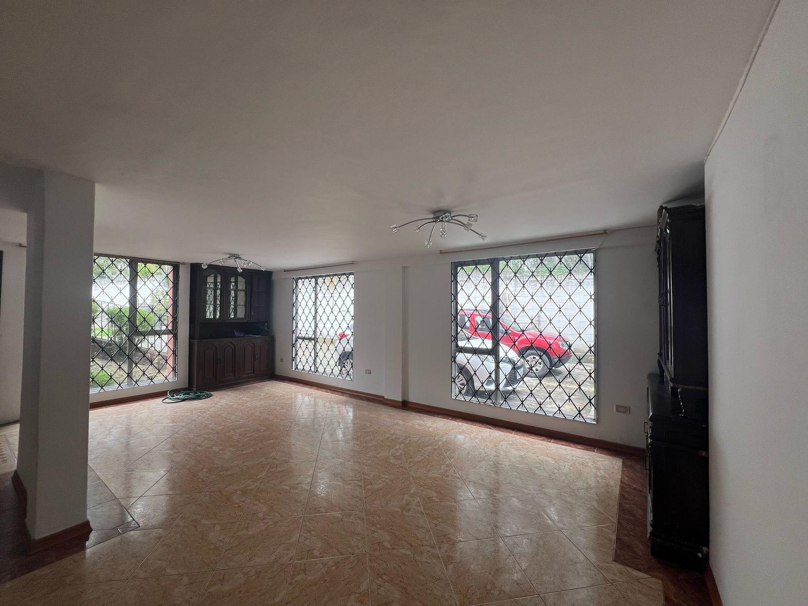 Casa en venta en Pichincha | Quito | El Condado, Conjunto Alborada, El Condado, 200 m²
