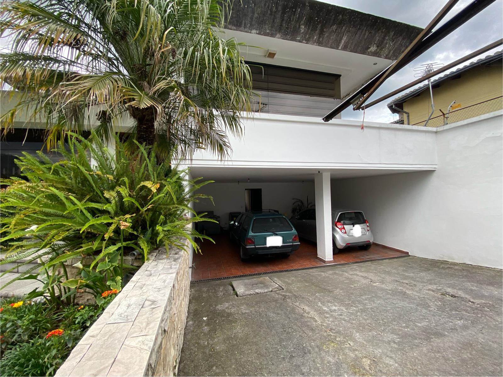 House for Sale in Cumbayá, La Primavera 2 3