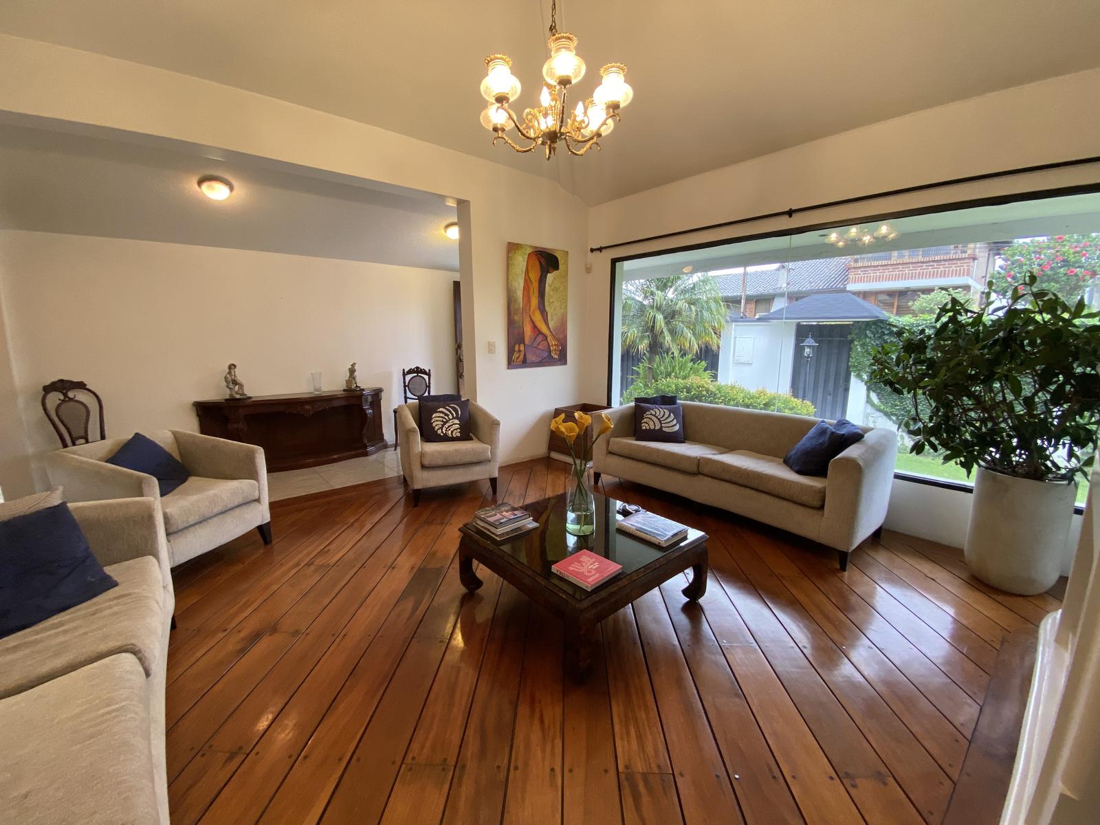 House for Sale in Cumbayá, La Primavera 2 4