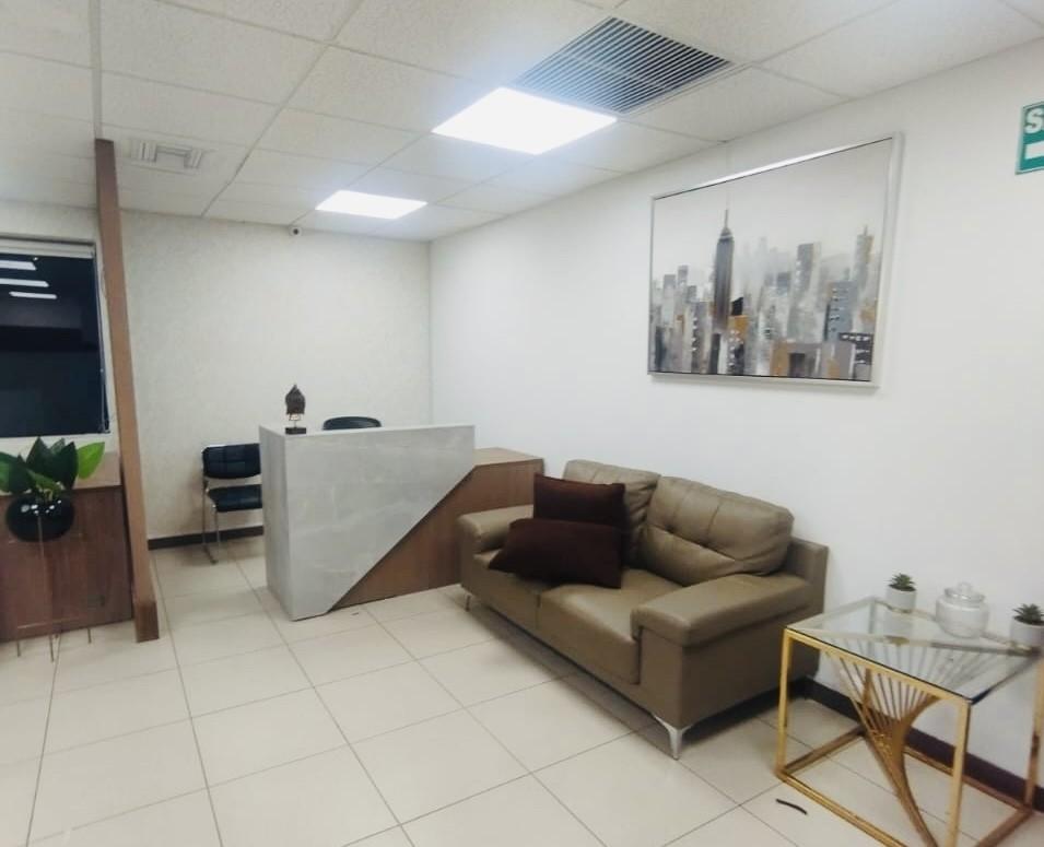 Oficina en alquiler en Guayas | Guayaquil | Puerto Santa Ana, Edificio Emporium - Puerto Santana, 100 m²