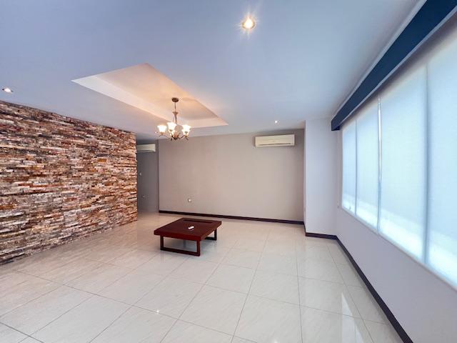 Casa en alquiler en Guayas | Guayaquil | Vía a la Costa, Urbanizacion Portofino, km 11.5 via a la costa, 313 m²