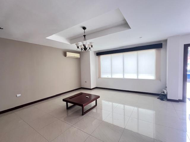 Casa en alquiler en Guayas | Guayaquil | Vía a la Costa, Urbanizacion Portofino, km 11.5 via a la costa, 313 m²