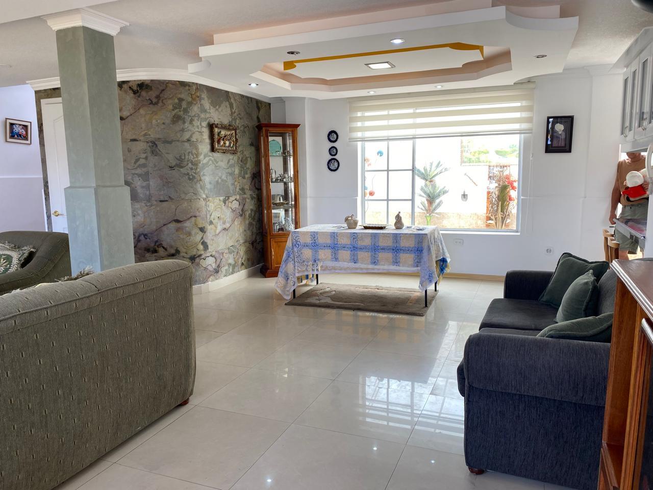 Casa en venta en Pichincha | Quito | Conocoto, Conocoto Calle Marqueza de Solanda, 211 m²