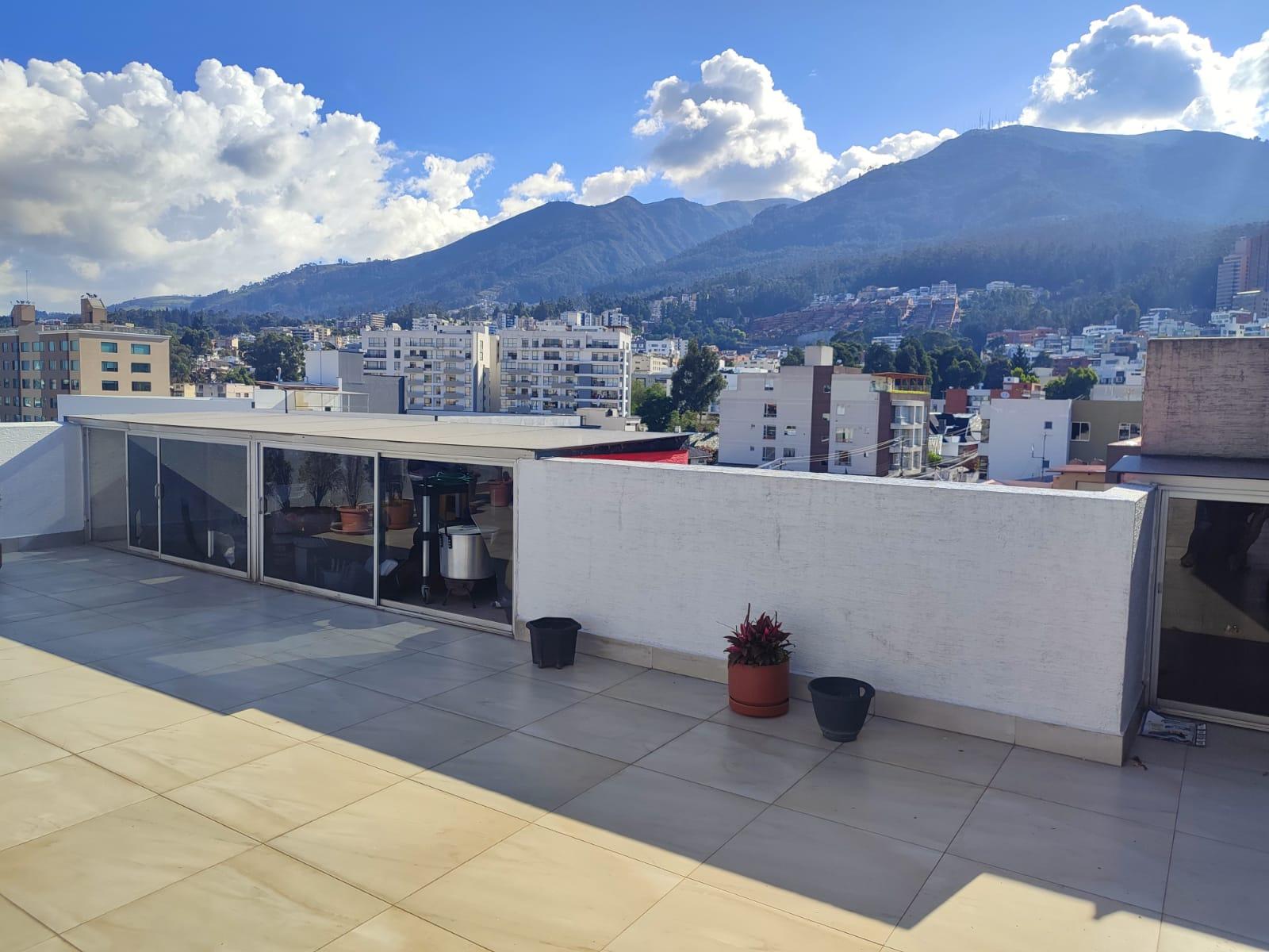 Departamento en venta en Pichincha | Quito | Quito Tenis, Agustín Azcunaga, 430 m²
