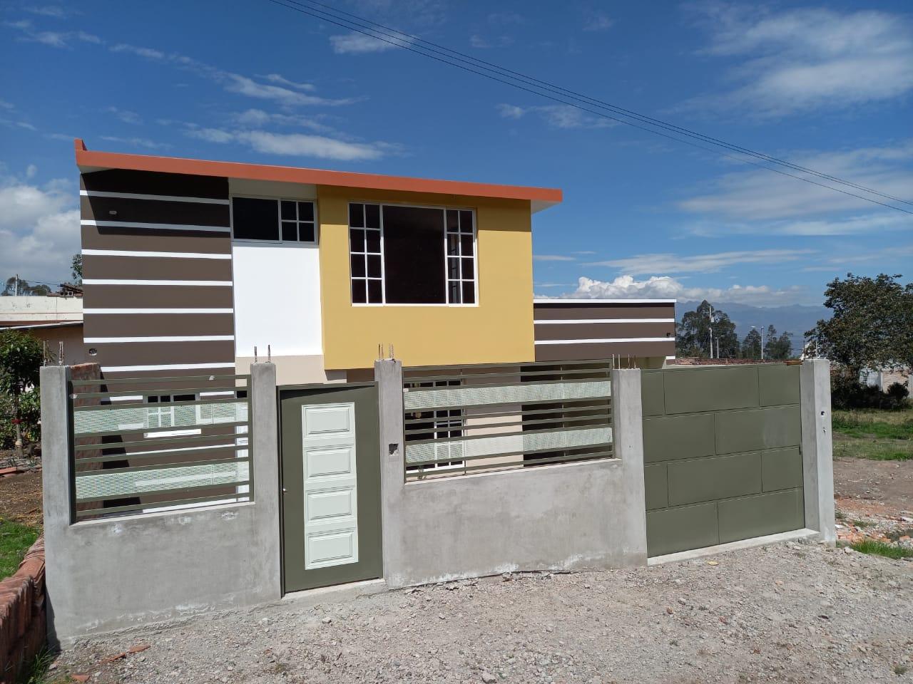 Casa en venta en Imbabura | Ibarra | Sur de Ibarra, CASA DE 160 M2 CON TERRENO DE 280 m2 SANTA ROSA DEL TEJAR. IBARRA, 160 m²