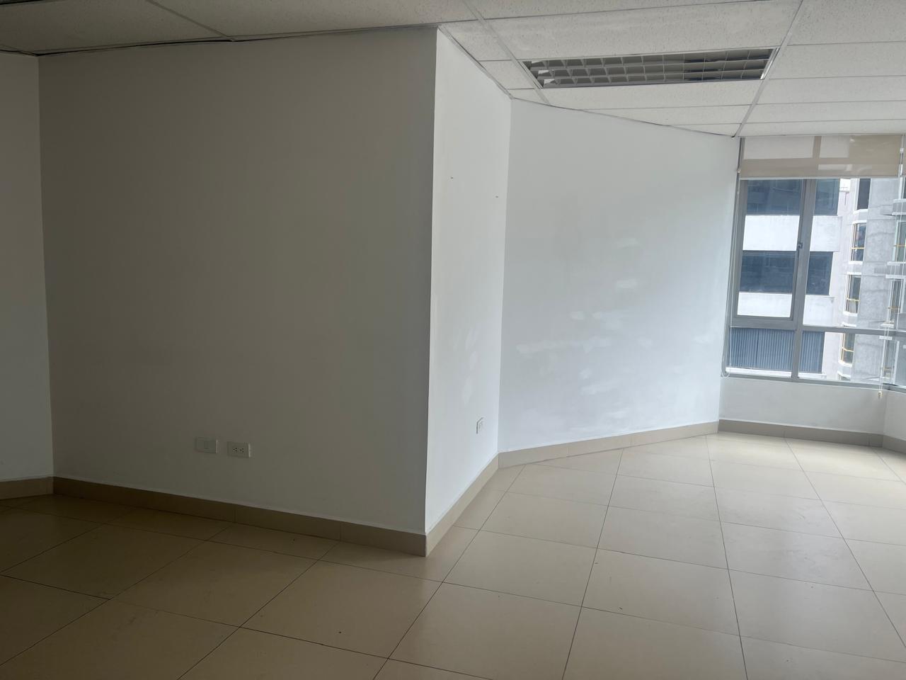 Oficina en venta en Pichincha | Quito | La Carolina, SHYRIS Y ELOY ALFARO, 55 m²