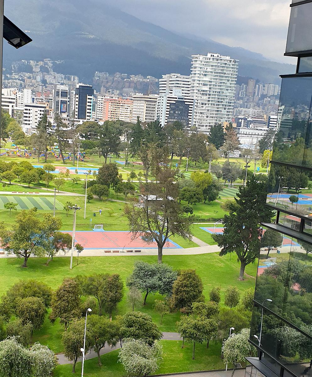 Oficina en venta en Pichincha | Quito | La Carolina, Shyris y Suecia Ed. Argentum
