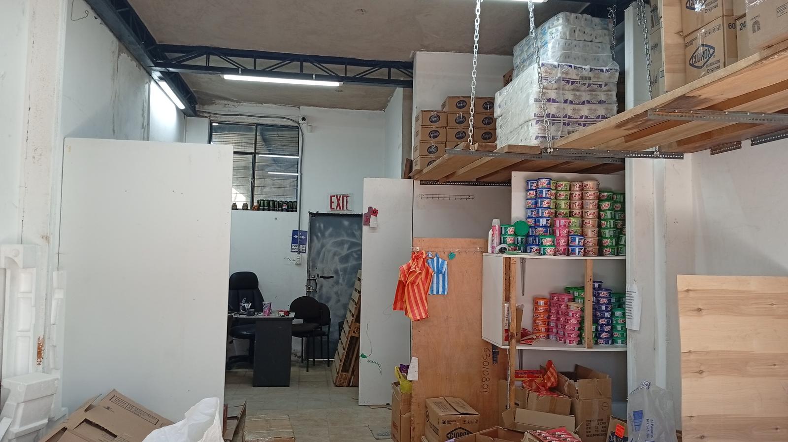 Edificio Comercial en Carapungo