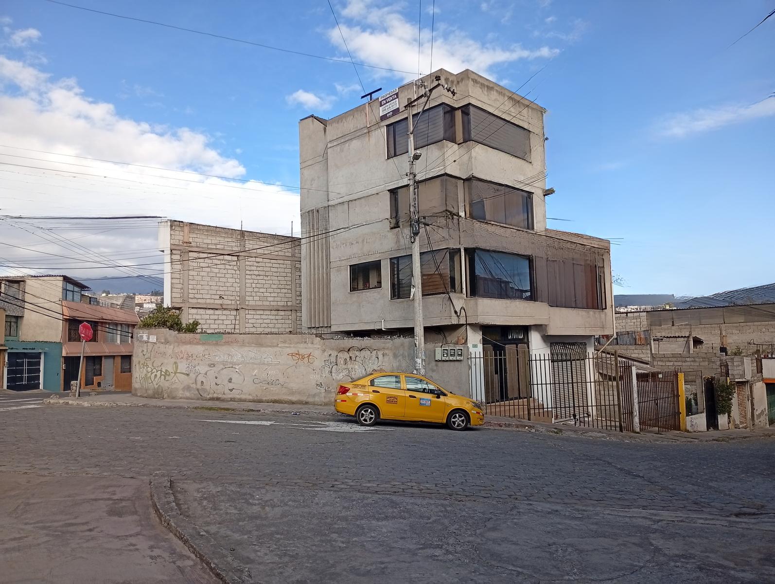 Casa en venta en Pichincha | Quito | Carapungo, CASA EN VENTA EN CARAPUNGO ,SECTOR LA PUNTILLA