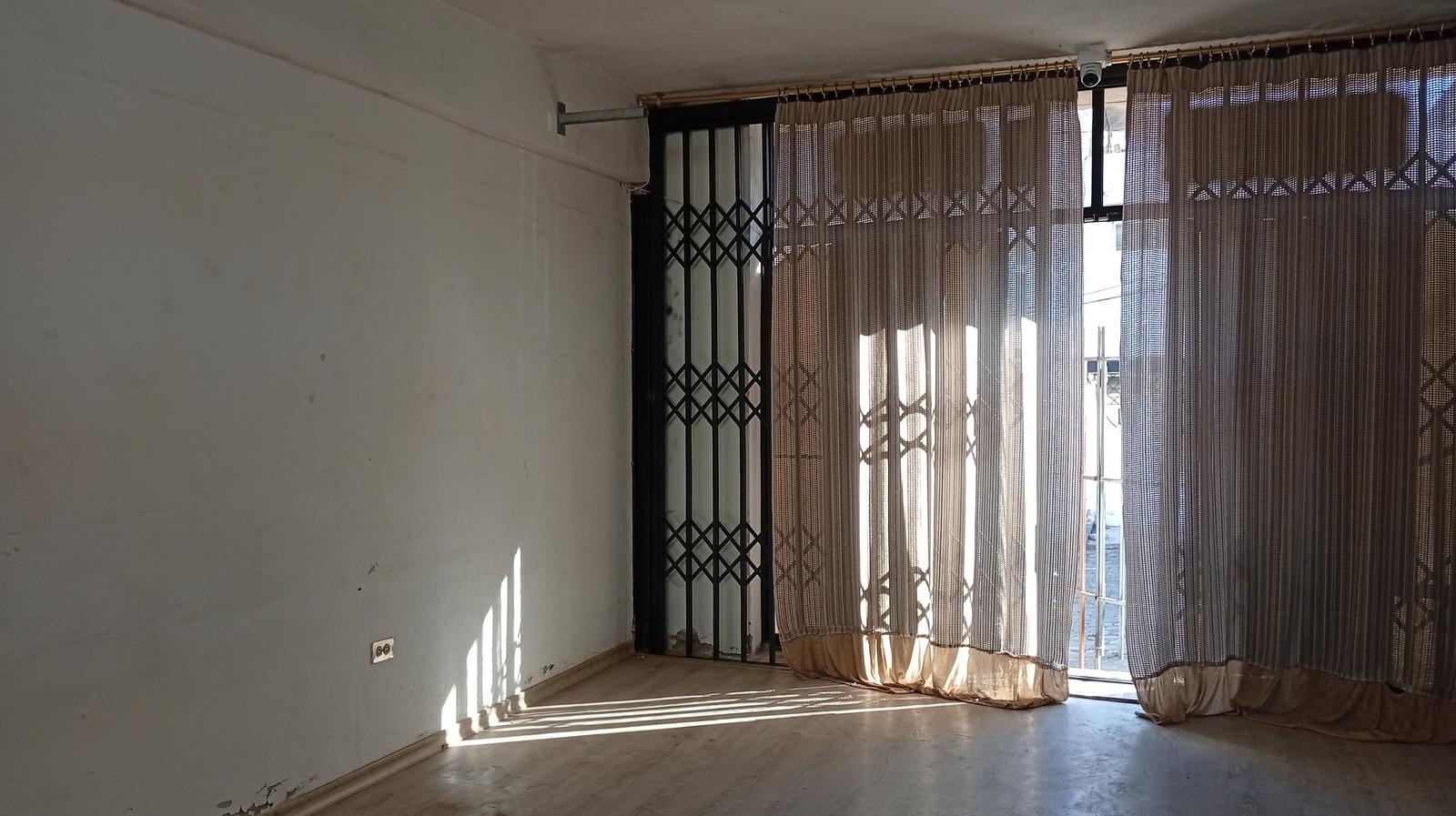 Edificio Comercial en Carapungo