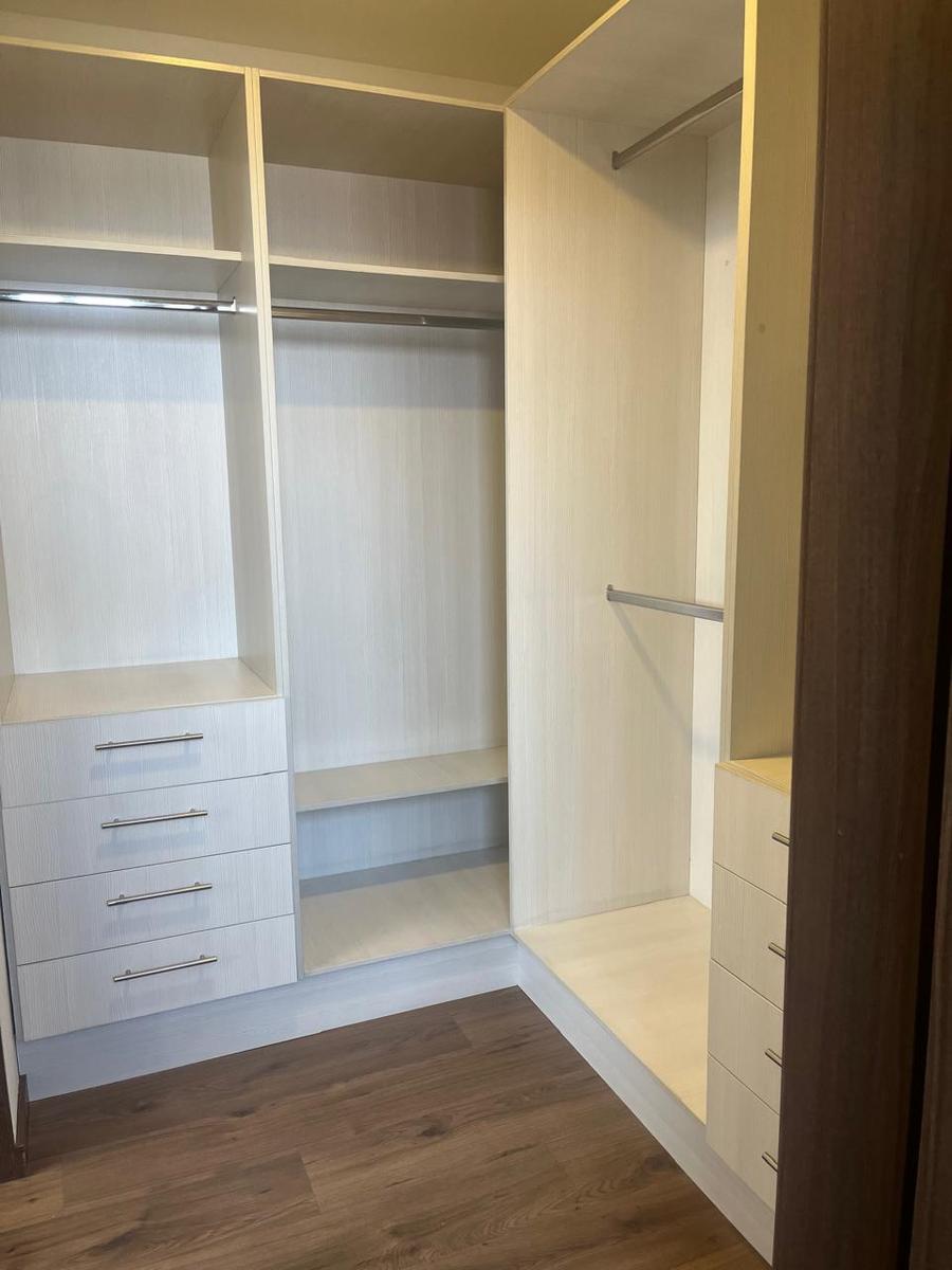 Departamento en venta en Pichincha | Quito | Norte de Quito, CALLE D Y PASAJE C1 URBANIZACION EL CONDADO, 207 m²