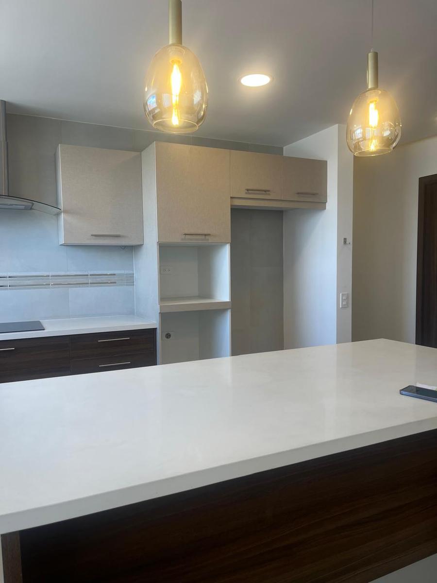 Departamento en venta en Pichincha | Quito | Norte de Quito, CALLE D Y PASAJE C1 URBANIZACION EL CONDADO, 207 m²