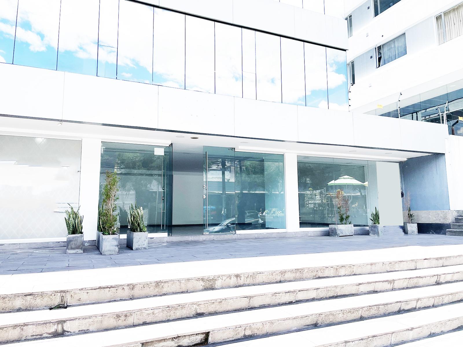 Oficina en alquiler en Pichincha | Quito | La Carolina, ARRIENDO LOCAL COMERCIAL U OFICINA en LA CAROLINA, Av. Naciones Unidas, 91 m²