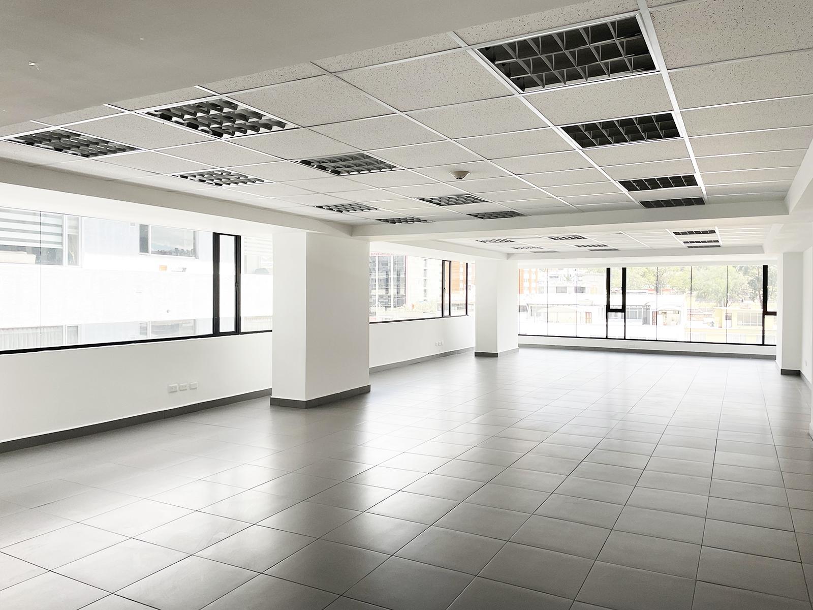 Oficina en alquiler en Pichincha | Quito | La Carolina, ARRIENDO OFICINAS CORPORATIVAS AAA en LA CAROLINA, Av. Naciones Unidas, 224 m²