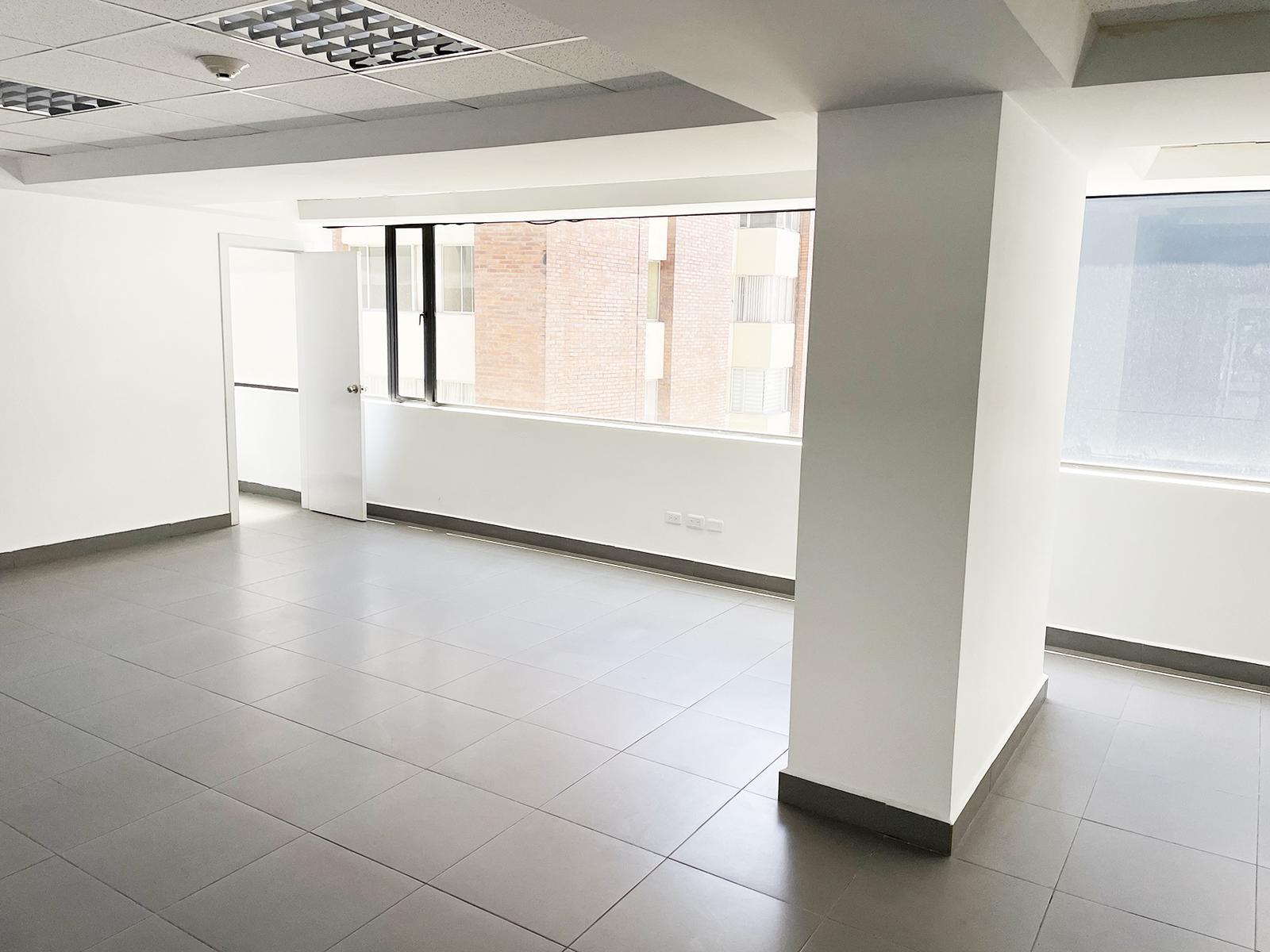 Oficina en alquiler en Pichincha | Quito | La Carolina, ARRIENDO OFICINAS CORPORATIVAS AAA en LA CAROLINA, Av. Naciones Unidas, 224 m²