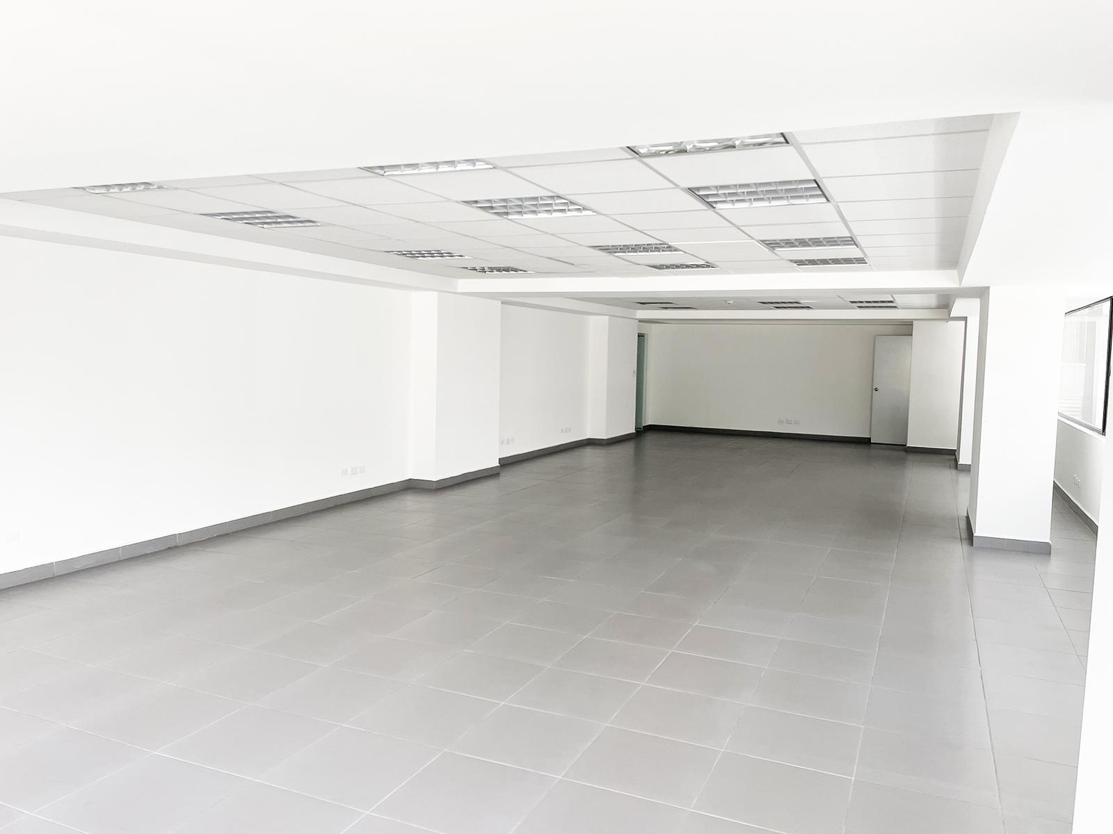 Oficina en alquiler en Pichincha | Quito | La Carolina, ARRIENDO OFICINAS CORPORATIVAS AAA en LA CAROLINA, Av. Naciones Unidas, 224 m²