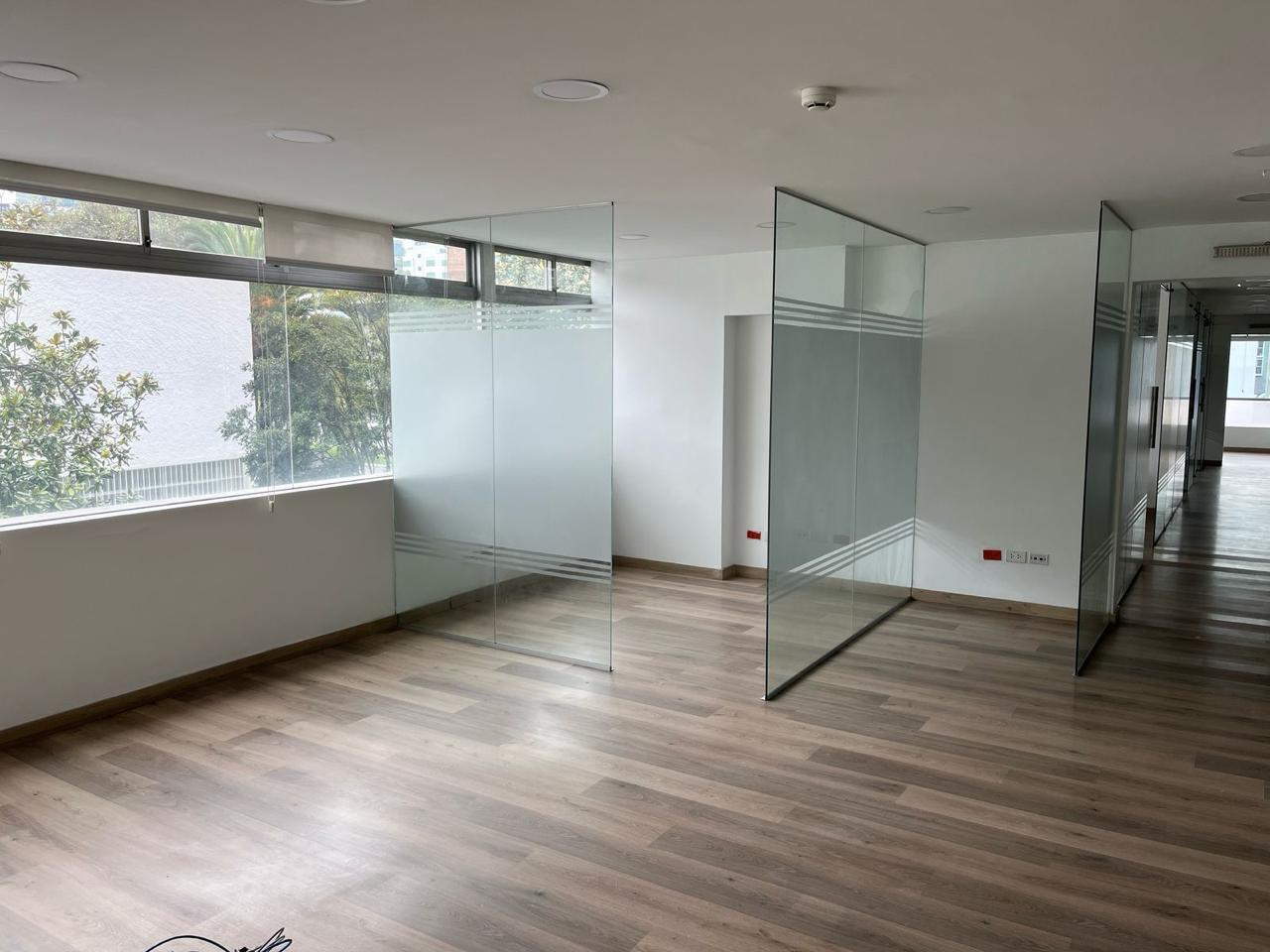 Office in La Orellana 3