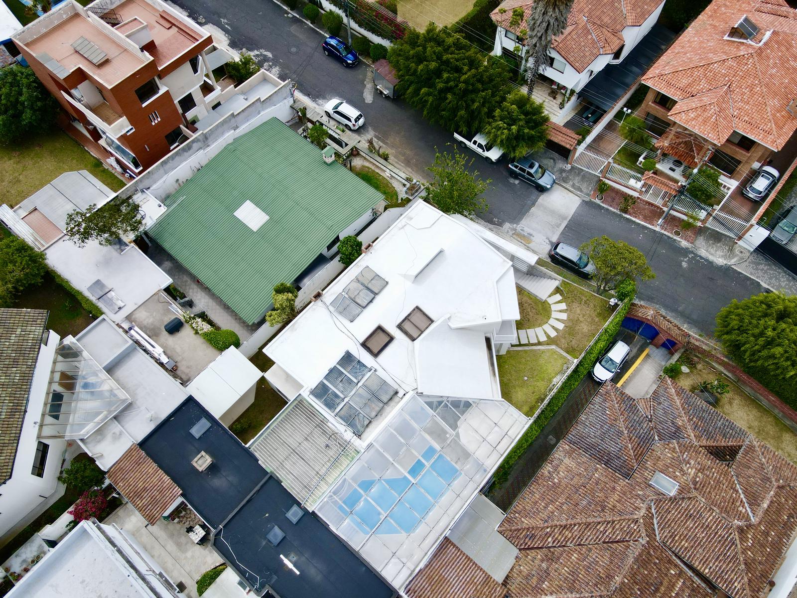 Casa en venta en Pichincha | Quito | Cumbayá, Urb. Valle 2 y 3 Jacaranda Cumbaya
