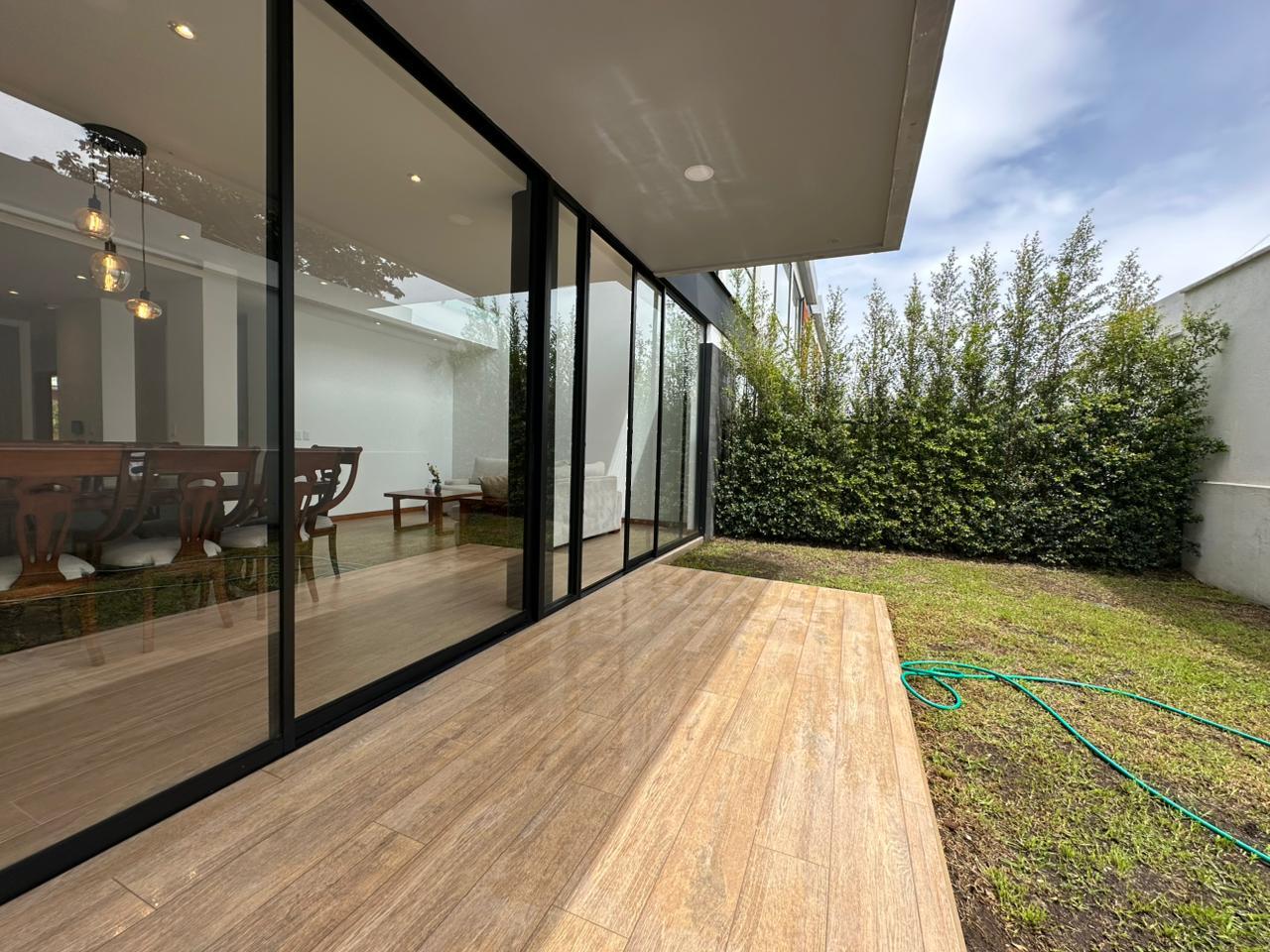 Casa en venta en Pichincha | Quito | Tumbaco, Aurelio Dávila Cajas, Quito 170184, 190 m²