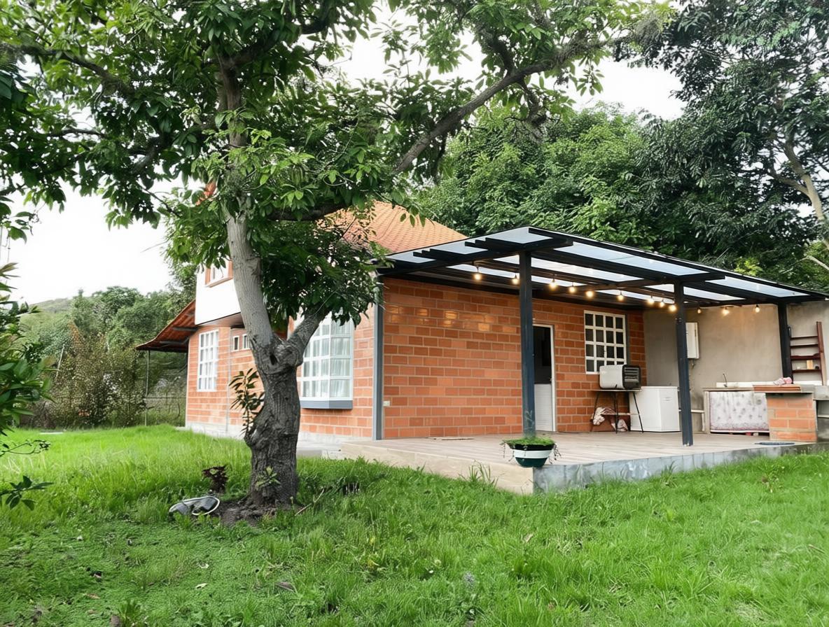 Casa en venta en Pichincha | Quito | Guayllabamba, Casa en Guayllabamba, Barrio Villacis 300m² / $62.000, 125 m²