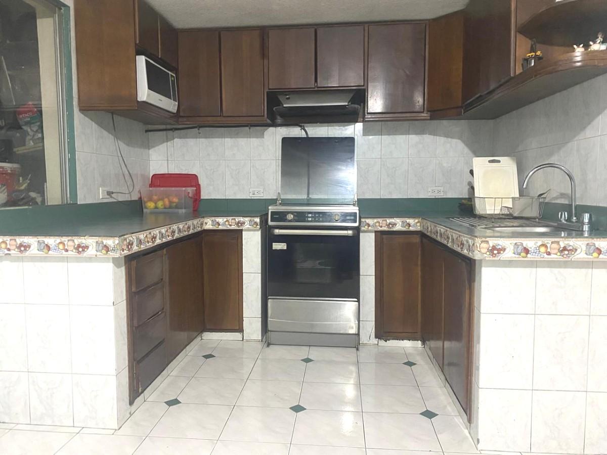 Casa en venta en Pichincha | Quito | Calderón, Casa en Venta San Jose de Morán Carlos Mantilla y José Andrade, 119 m²