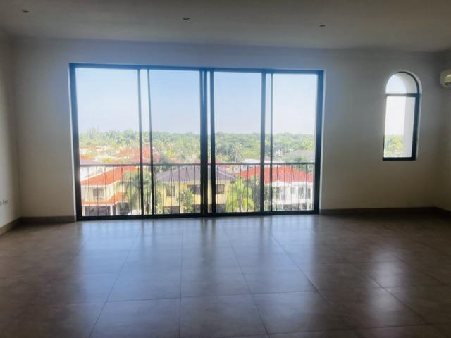 Departamento en alquiler en Guayas | Guayaquil | Vía a la Costa, Urbanizacion Laguna Club, 200 m²