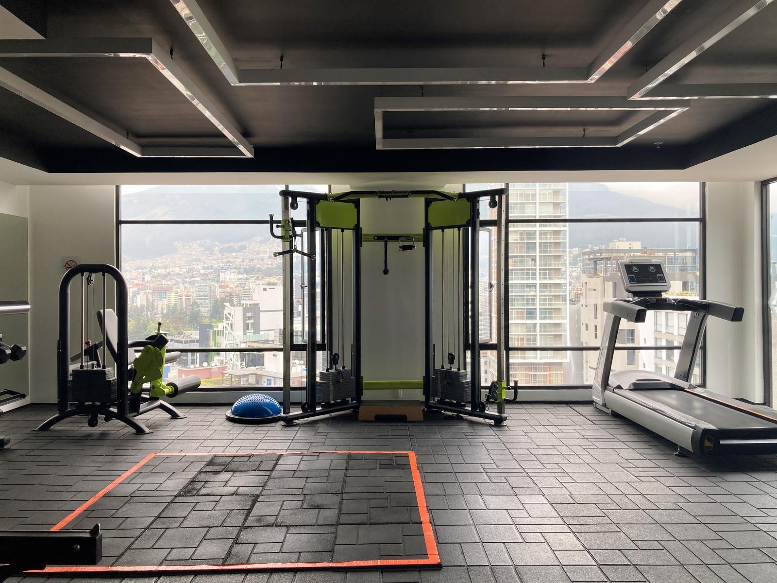 Apartment for sale in Pichincha | Quito | La Carolina, En venta, de Oportunidad Departamento 2 habitaciones, Edificio Essence, Sector La Carolina, 97 m²