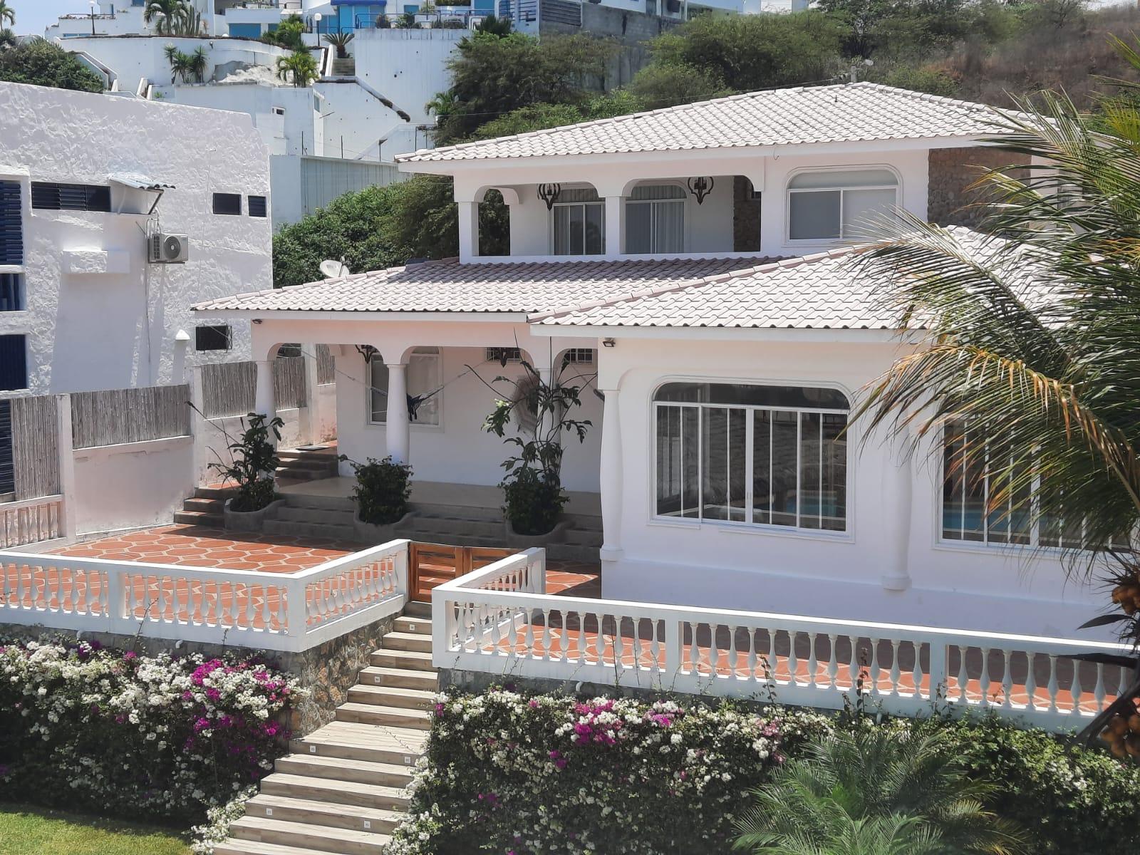 House in the Center of Punta Blanca 3