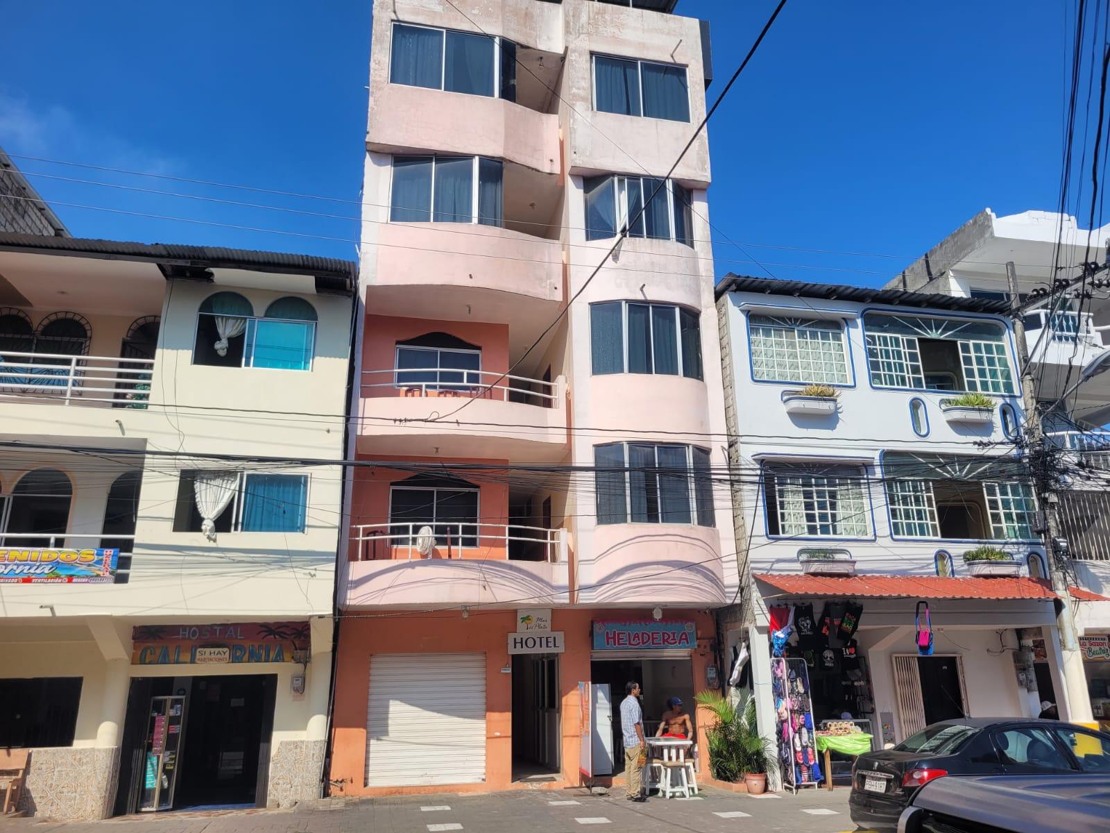 Hotel in Downtown Atacames