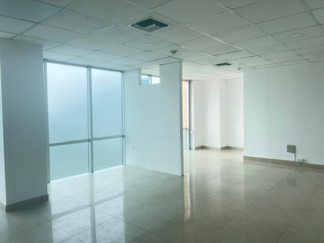 Oficina en venta en Guayas | Guayaquil | Vía a la Costa, Edificio Blue Towers 1, 62 m²