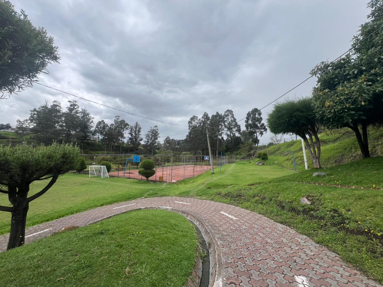 For sale. 761 m² land in exclusive residential development. 4