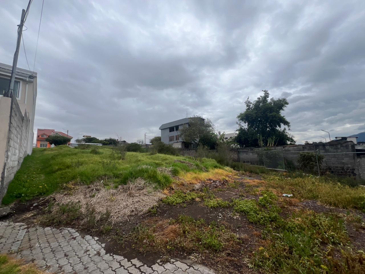 For sale. 761 m² land in exclusive residential development. 5