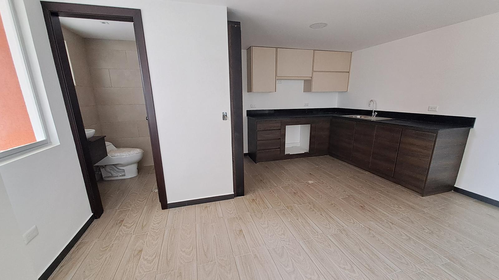 Brand New Apartment in La Kennedy 3