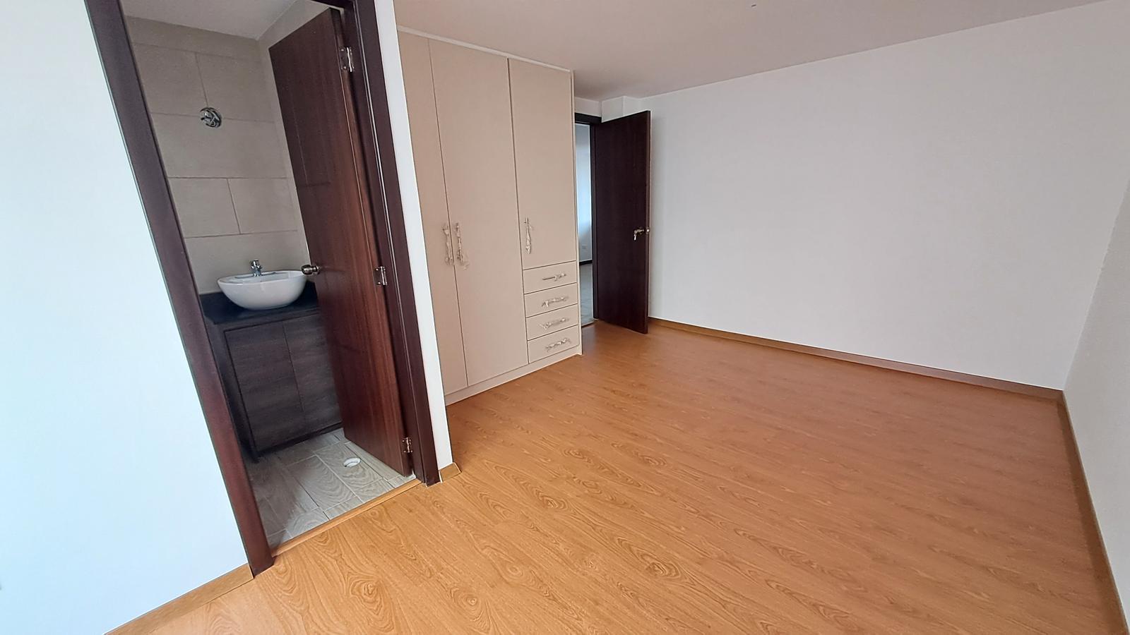 Brand New Apartment in La Kennedy 5