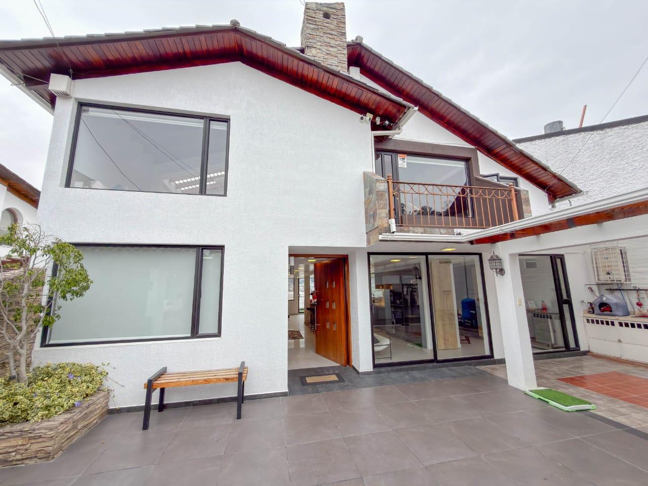 Casa en venta en Pichincha | Quito | El Batán, Guanguiltagua, 482 m²