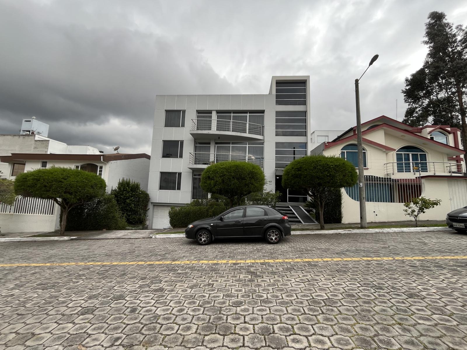 Departamento en venta en Pichincha | Quito | Solca, Departamento en venta Urb. Jardines de Amagasí / Solca, 192 m²