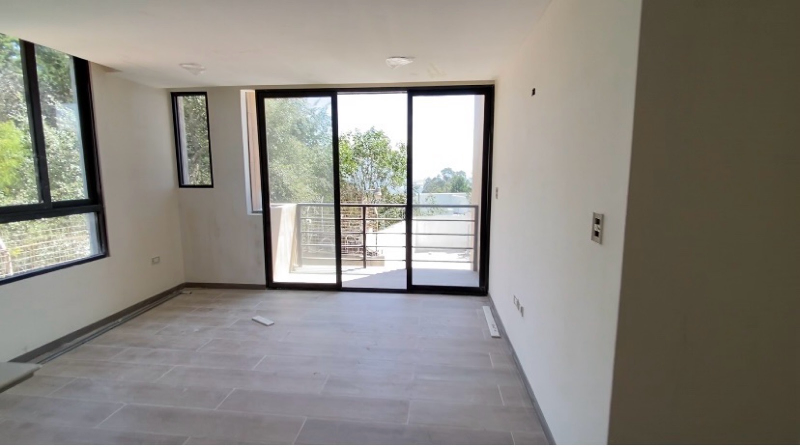 Departamento en venta en Pichincha | Quito | Centro Norte, Monteserrin -urb lomas de monteserrin, 85 m²