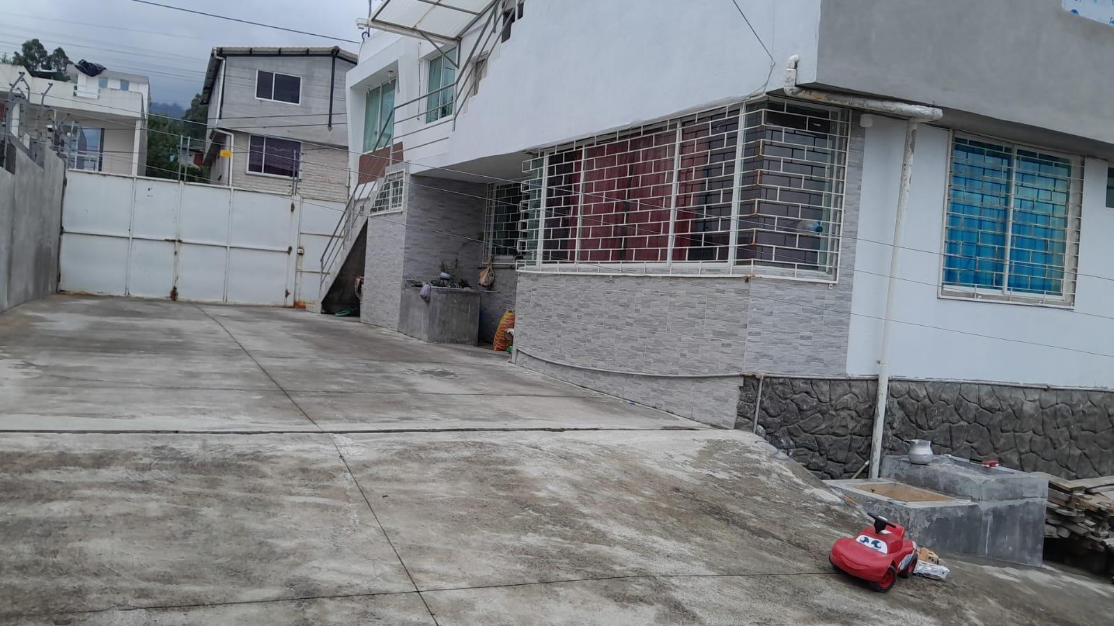 Casa en venta en Imbabura | Ibarra | Sur de Ibarra, Ejido de Caranqui Barrio 19 de Enero Esperanza Mateus Peña al 100, 360 m²