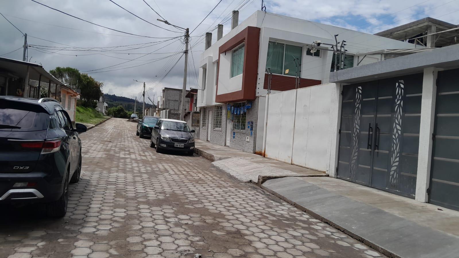 Casa en venta en Imbabura | Ibarra | Sur de Ibarra, Ejido de Caranqui Barrio 19 de Enero Esperanza Mateus Peña al 100, 360 m²