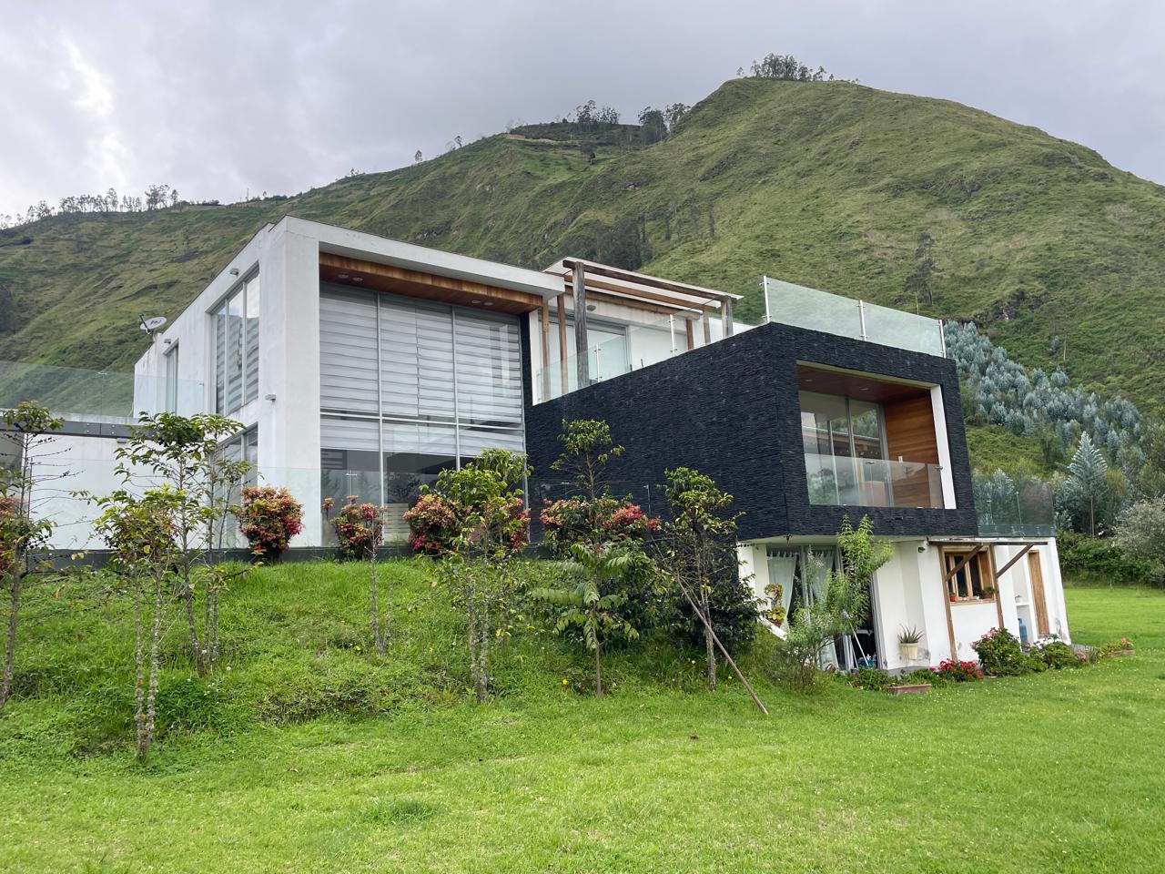 Casa en venta en Ecuador | Imbabura | Ibarra, Lulunqui tras la loma de Guayabillas, 600 m²