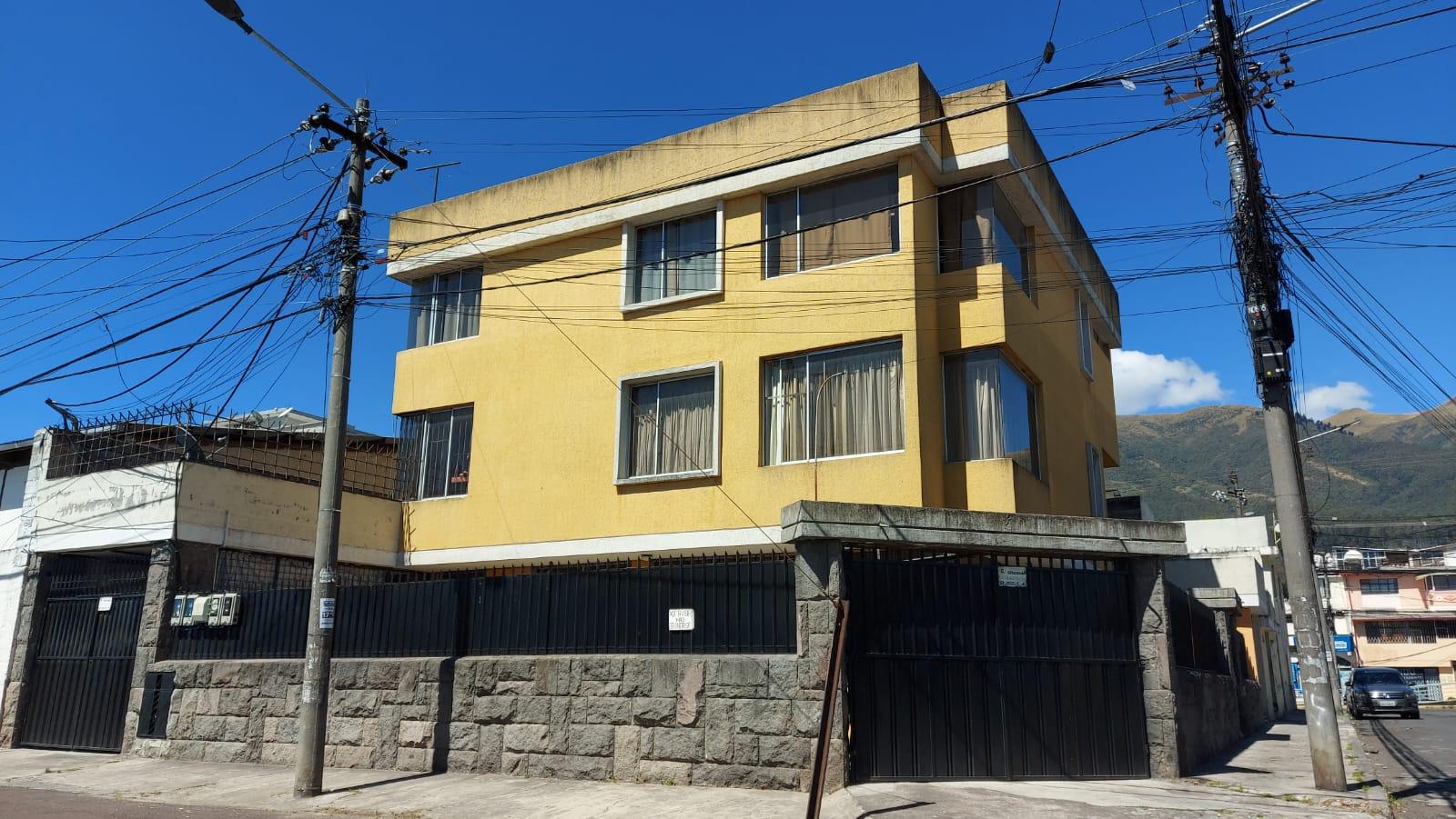 Casa en venta en Pichincha | Quito | La Concepción, Casa Rentara de Venta en la Cocepción - Río Curaray OE2-59 y Río Blanco Sector La Concepción, 692 m²