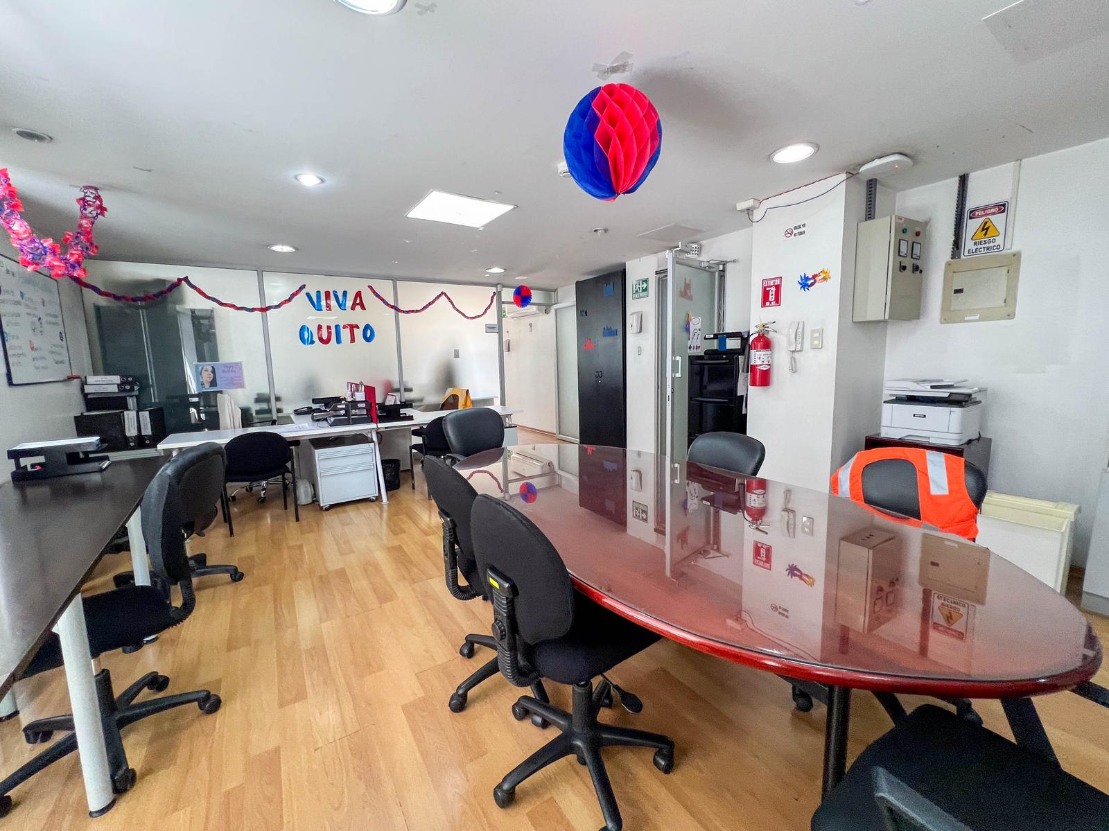 Oficina en venta en Pichincha | Quito | La Pradera, Mariano Aguilar y Diego de Almagro, 430 m²