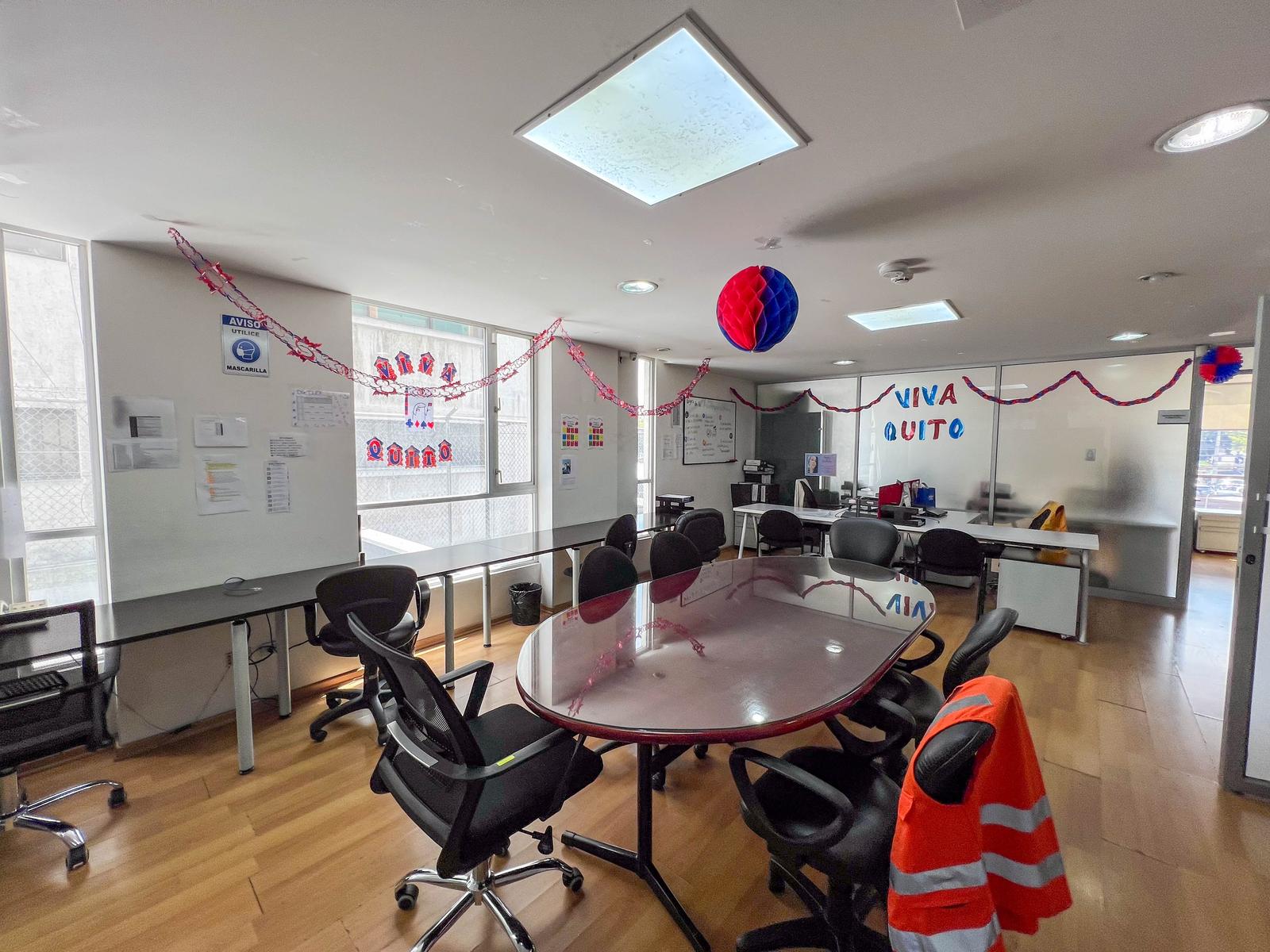 Oficina en venta en Pichincha | Quito | La Pradera, Mariano Aguilar y Diego de Almagro, 430 m²
