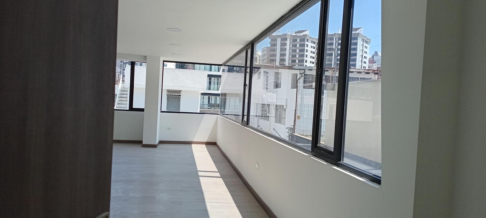 Oficina en venta en Pichincha | Quito | Centro Norte, Avenida de los Shirys 186 Avenida Eloy Alfaro, 83 m²