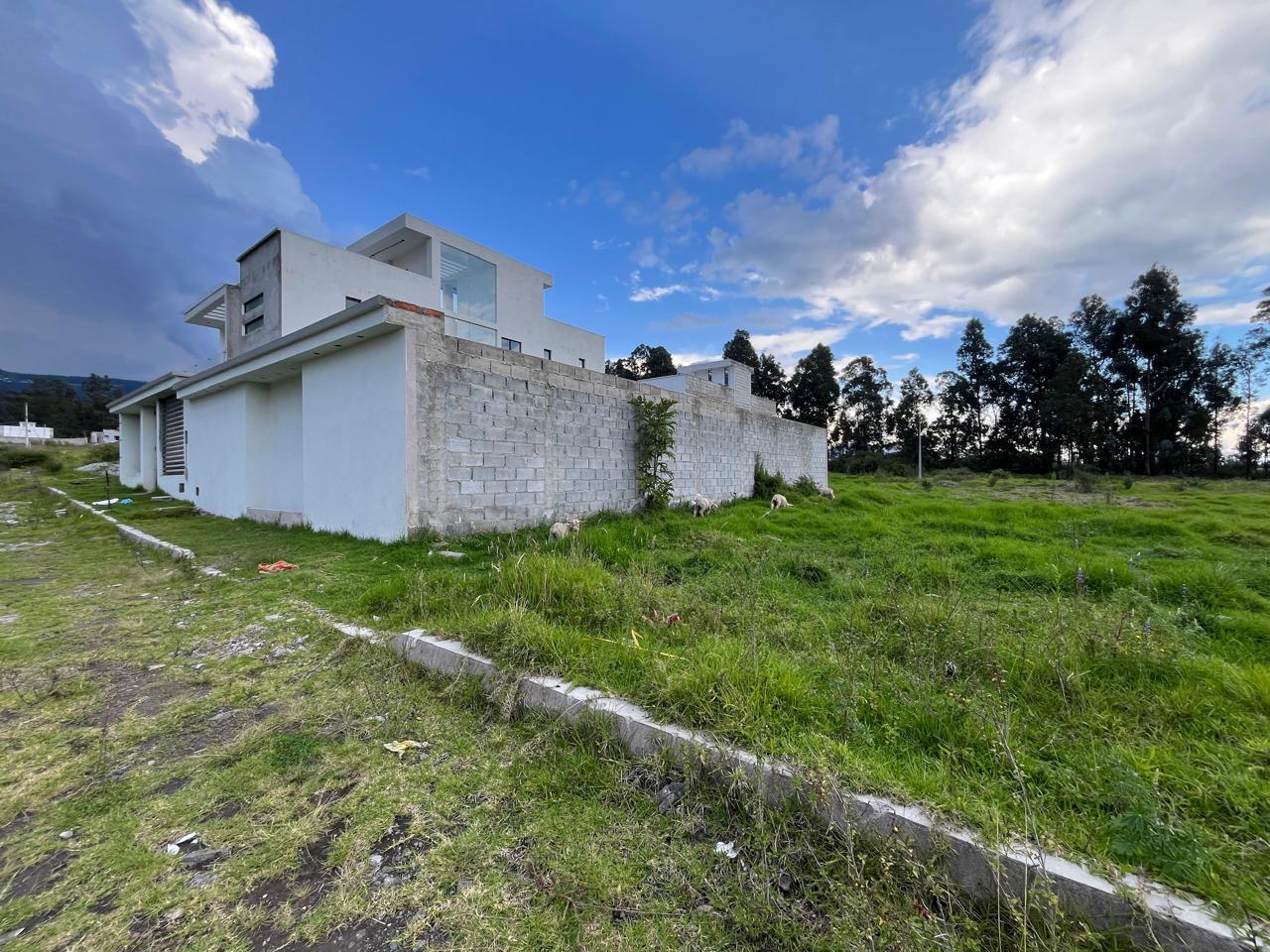 Land in Conocoto 5