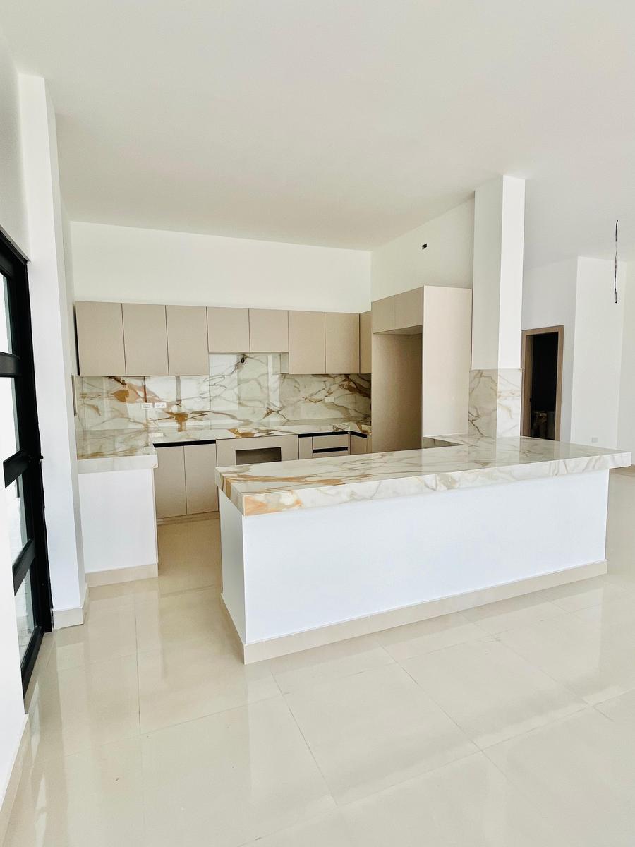 Casa en venta en Guayas | Daule | La Aurora, Urb Mallorca , Via A Salitre, Daule