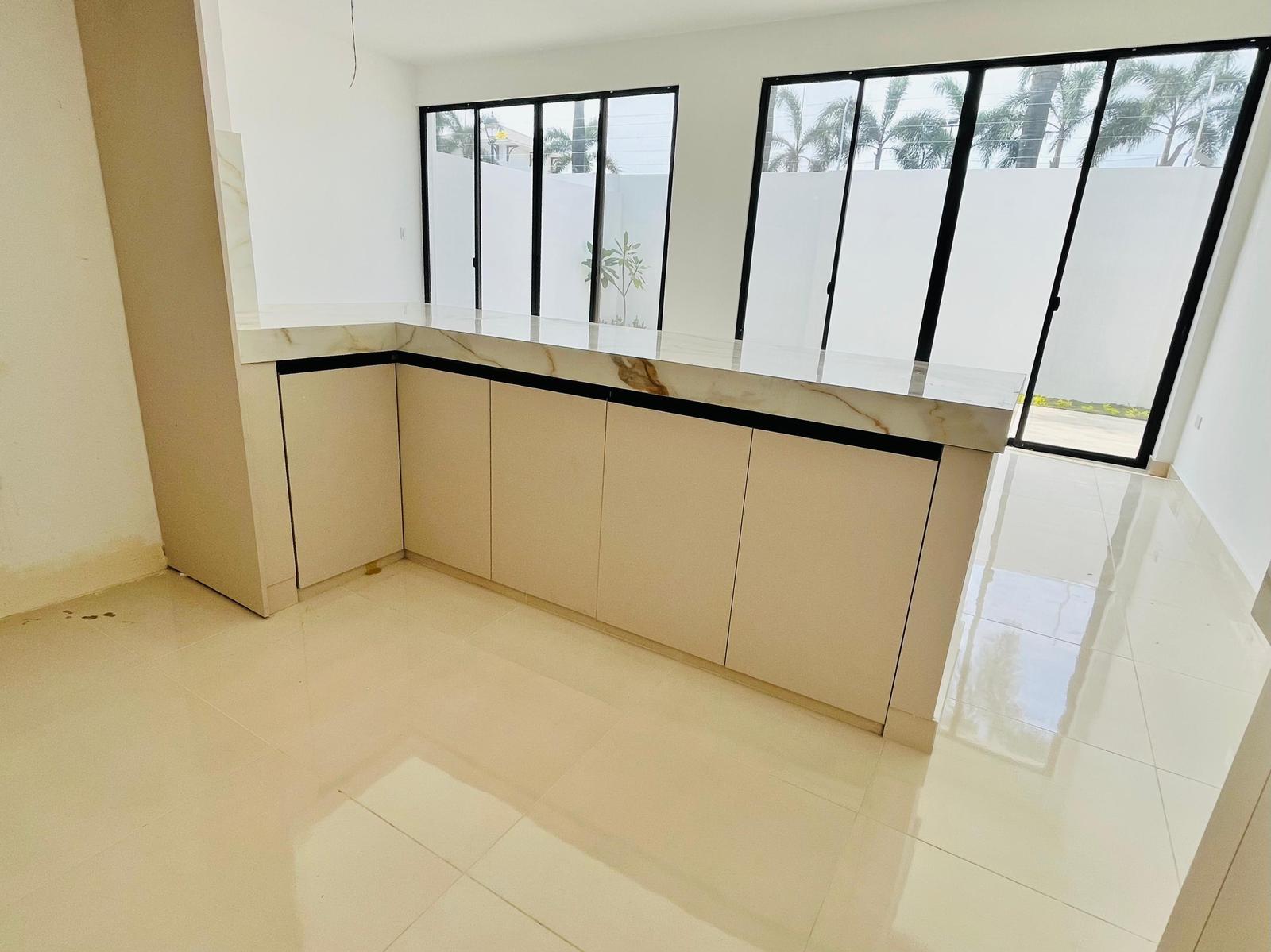 Casa en venta en Guayas | Daule | La Aurora, Urb Mallorca , Via A Salitre, Daule