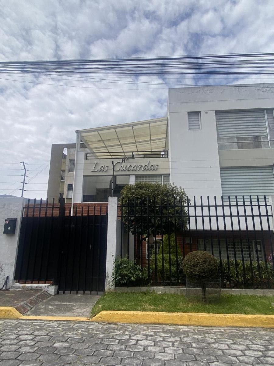 CASA EN VENTA PONCEANO ALTO 
