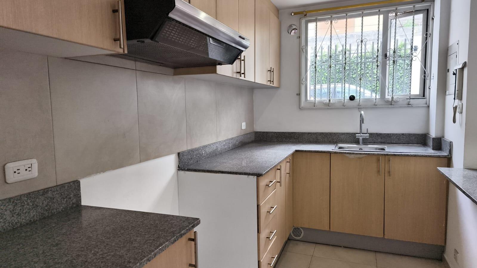 CASA EN VENTA PONCEANO ALTO 