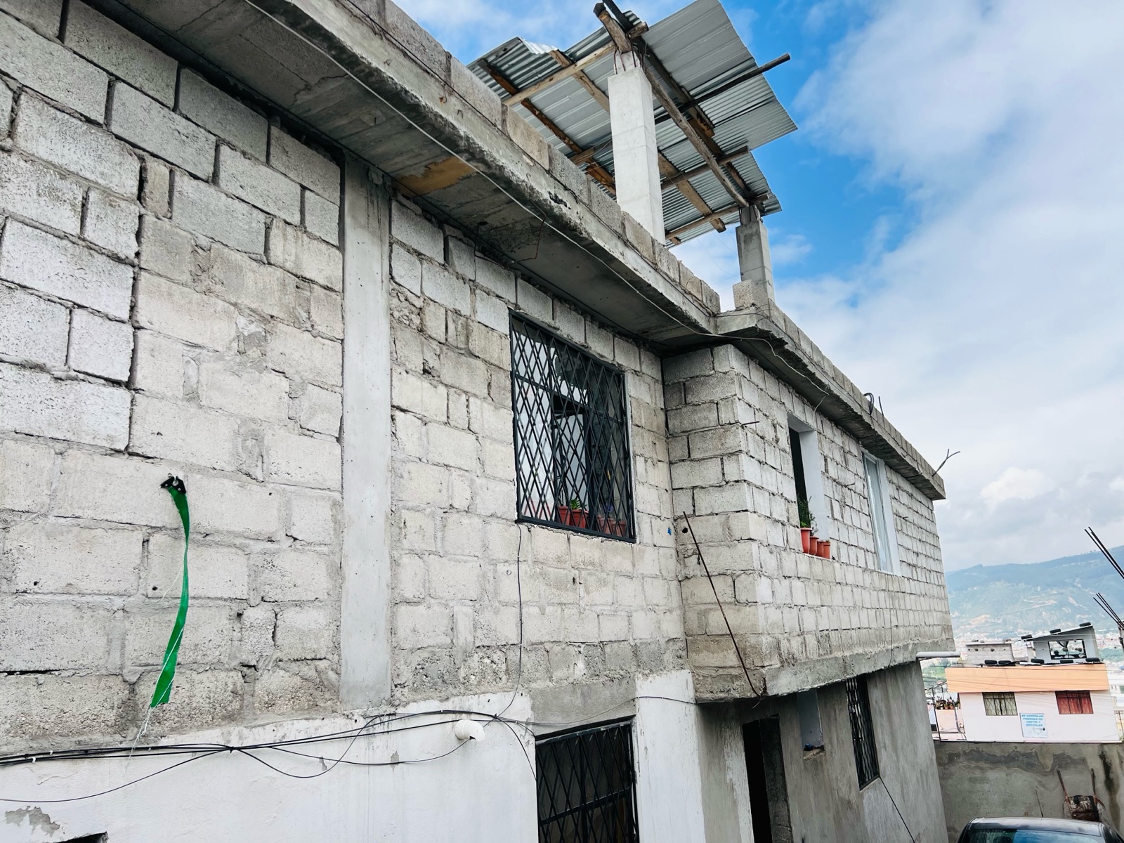 Independent House in Calderon, Nuevo Amanecer Sector 4